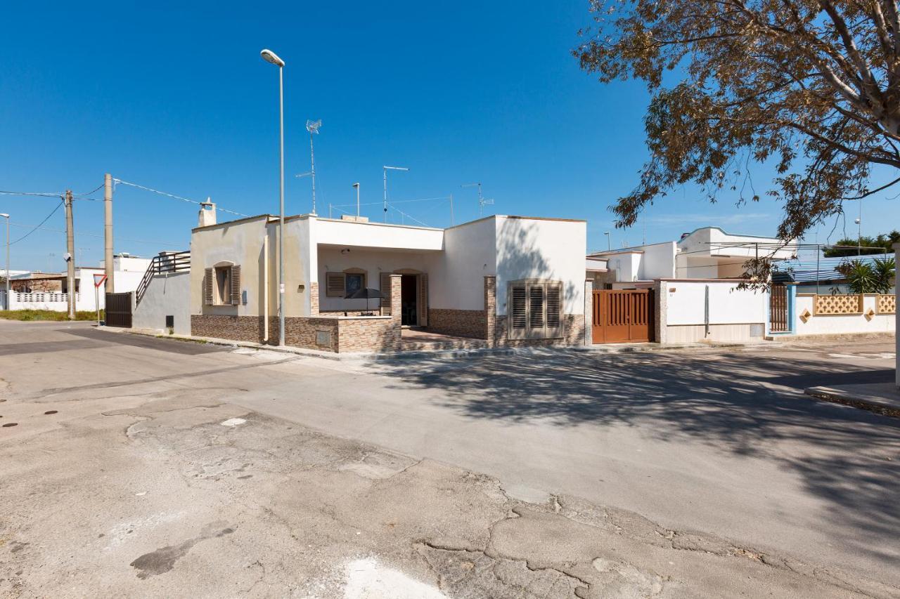 Villino Vanessa By Barbarhouse Torre Lapillo Εξωτερικό φωτογραφία