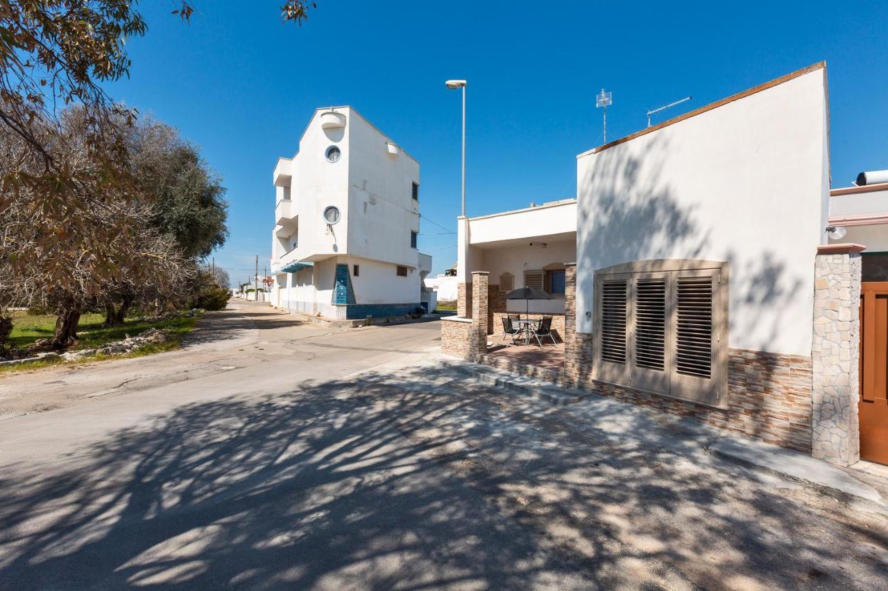 Villino Vanessa By Barbarhouse Torre Lapillo Εξωτερικό φωτογραφία